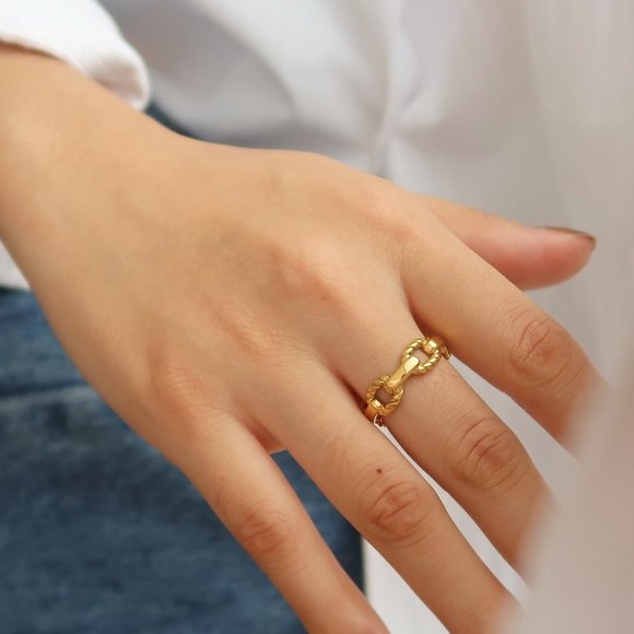 NEW 18K Gold Plated Braided Link Chain Ring - Picture 4 of 6